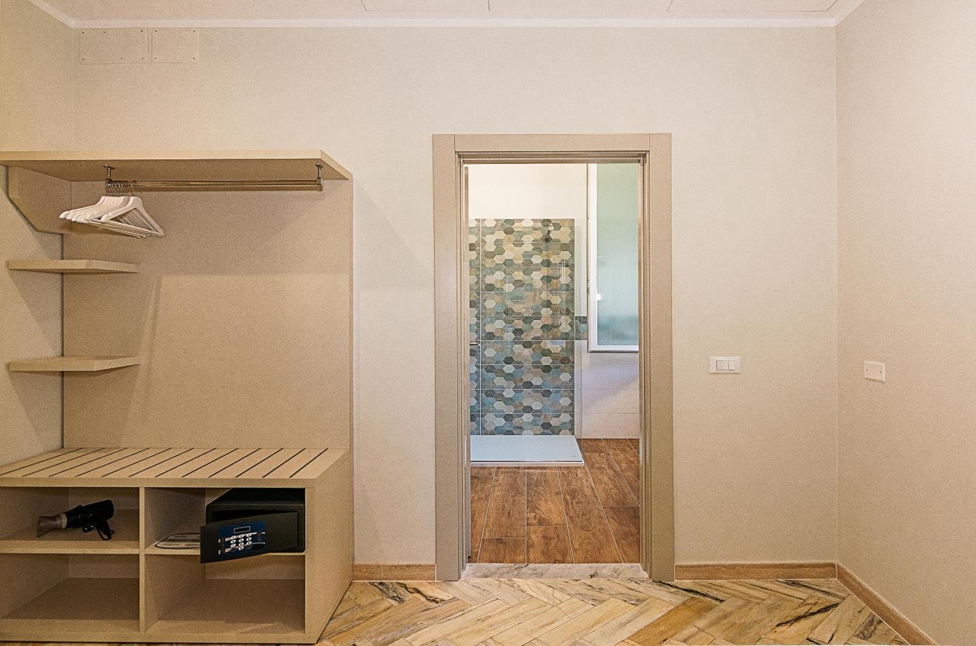 Hotel Eura Марина ди Маса Екстериор снимка